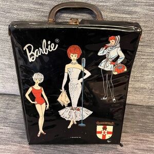VINTAGE Barbie case